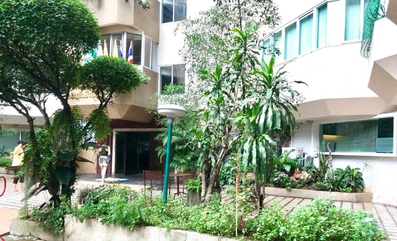 Cozy B At Nimman Studio Room In Condominium Chiang Mai Eksteriør billede
